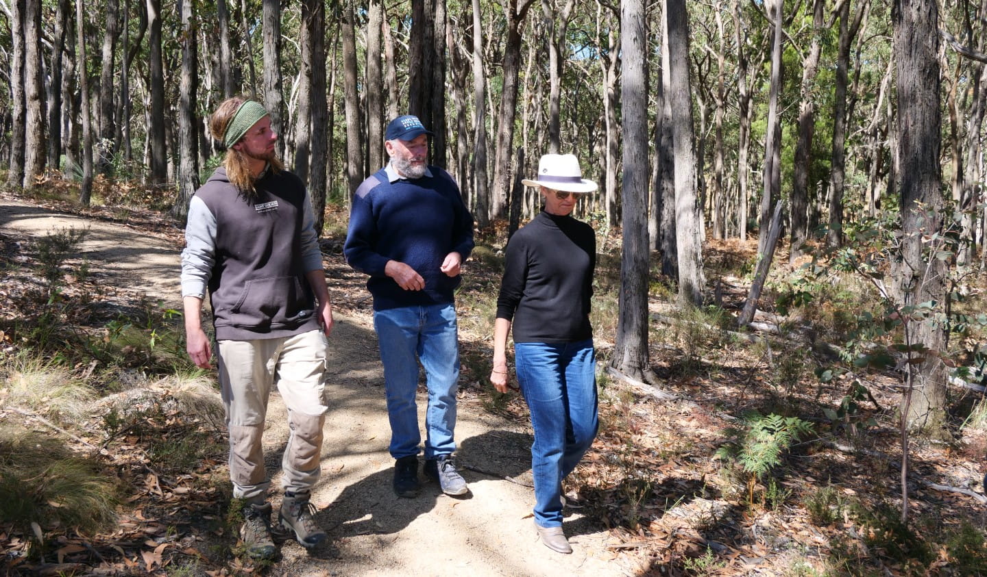 The Friends of Canadian Corridor are a volunteer group who look after Woowookarung Regional Park.