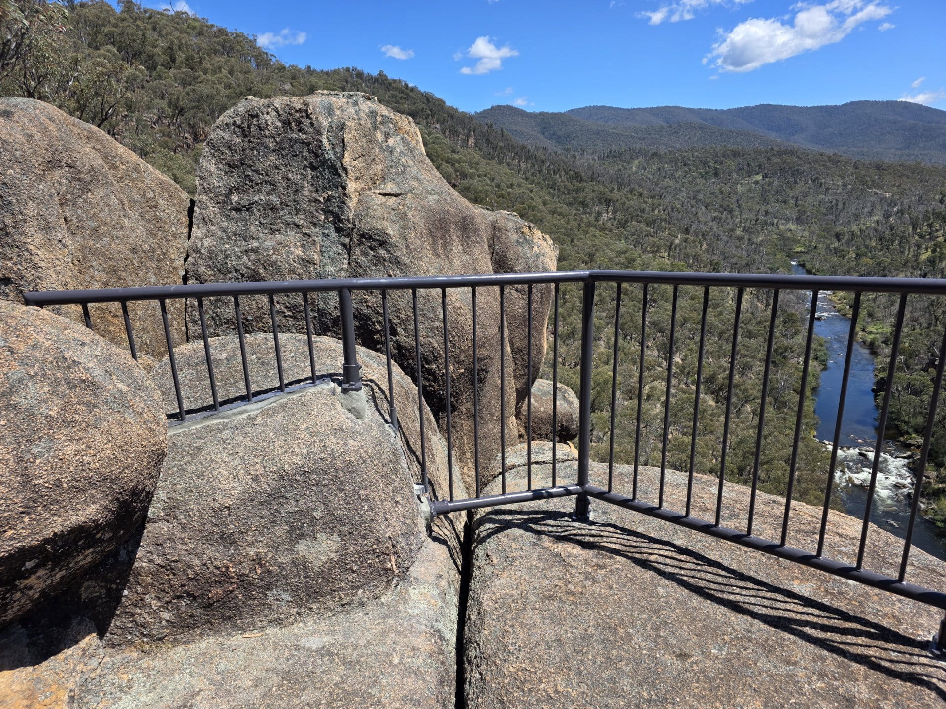anglers rest walking track barrier side view