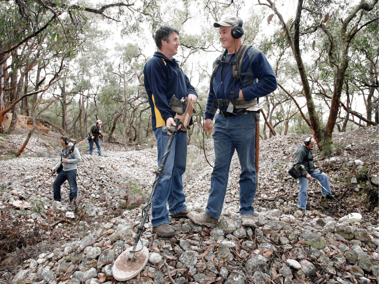 Tour group learns how to use metal detectors